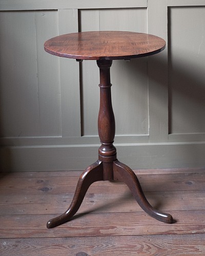 Georgian country oak candle stand